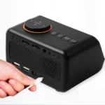 Alarme LED rechargeable avec fonction radio.Deux horloges d'alarme peuvent être réglées.Il affiche le calendrier,la température,l'humidité et le jour de la semaine.La taille et la luminosité du son peuvent être ajustée 6