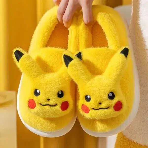 Pantoufles en coton Pokemon Pikachu pour garçons et filles, chaussures de dessin animé mignonnes, coordonnantes, chaudes, maison, chaussures d'intérieur pour enfants, pantoufle de cosplay d'hiver 3
