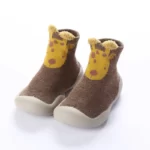 Chaussures de marche non ald pour enfants, chaussettes de sol pour bébés, chaussures astronomiques souples pour garçons et filles, intérieur, modèles de printemps et d'automne 21