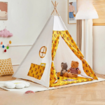 tipi_garcon_avec_tapis_1